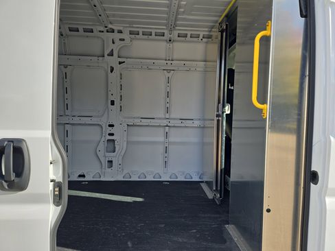 Used 2025 RAM ProMaster 2500 image 8