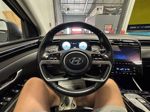 Used 2022 Hyundai Tucson Limited w/ Cargo Package AWD/4WD image 19