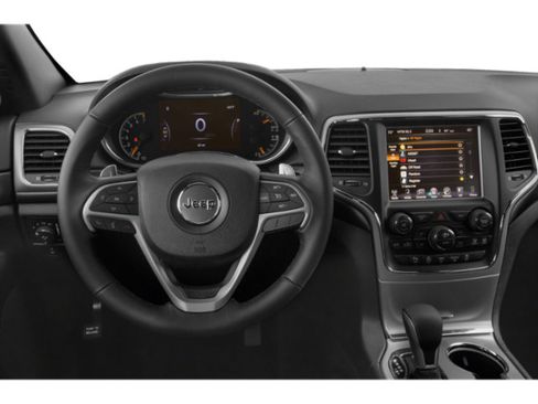 Used 2020 Jeep Grand Cherokee Laredo AWD/4WD image 4