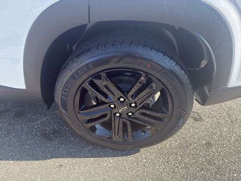 New 2026 Chevrolet Trax ACTIV w/ Sunroof Package image 21