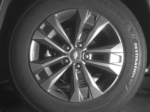 Used 2025 Chevrolet Equinox LT FWD image 14