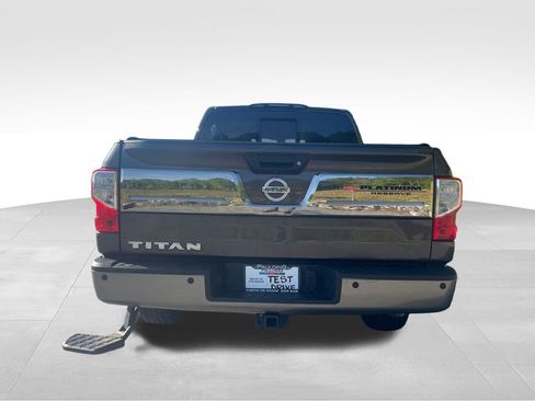 Used 2018 Nissan Titan Platinum Reserve w/ Platinum Utility Package RWD image 6