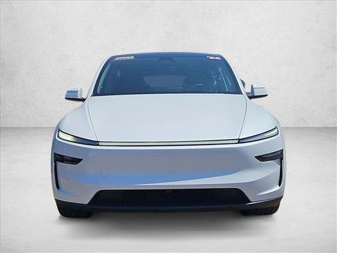 Used 2026 Tesla Model Y AWD image 2