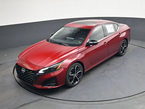 New 2026 Nissan Altima 2.5 SR FWD image 36