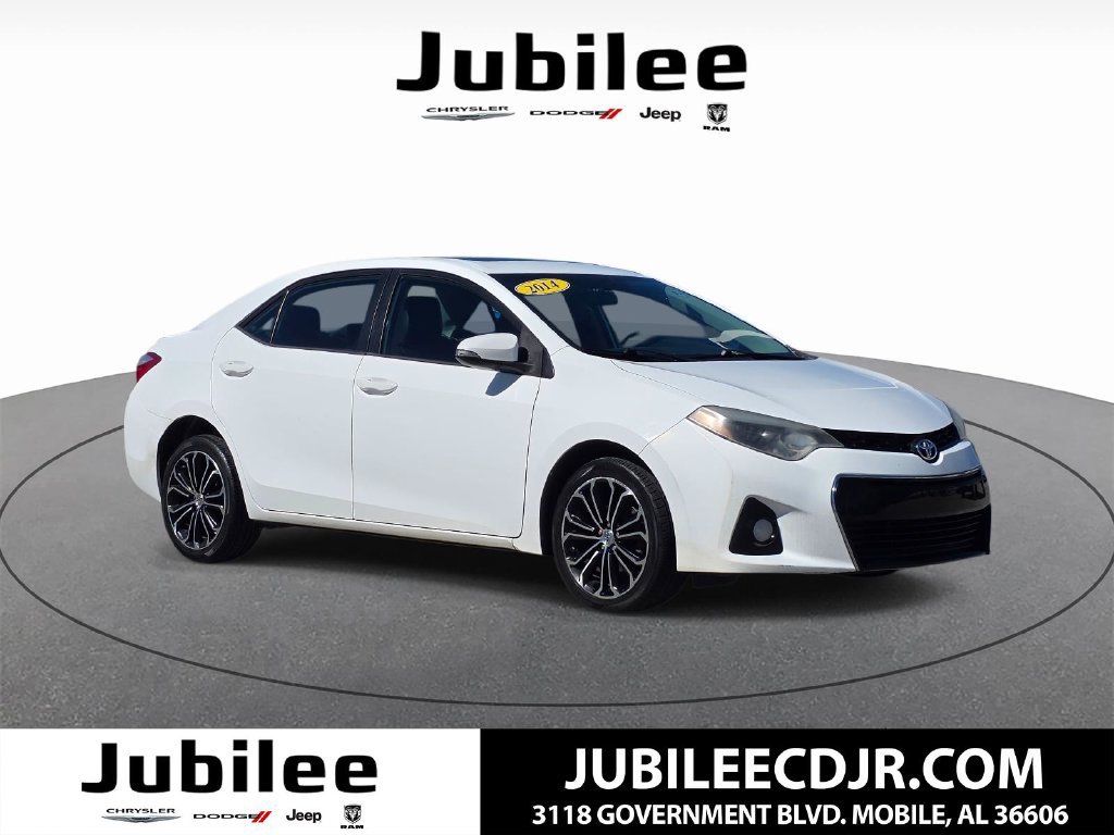 Used 2014 Toyota Corolla S FWD image 1