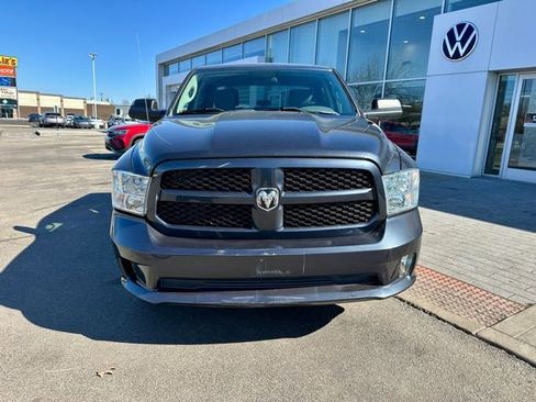 Used 2018 RAM 1500 Express image 2