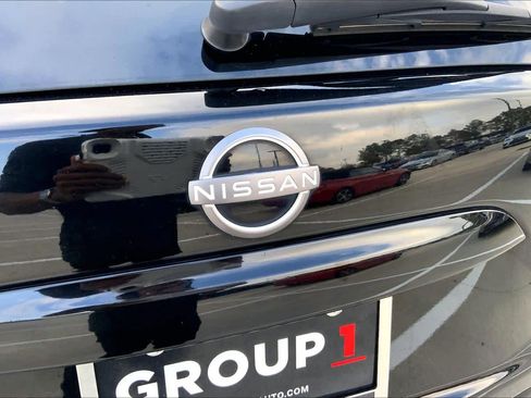 Used 2023 Nissan Murano SV image 9