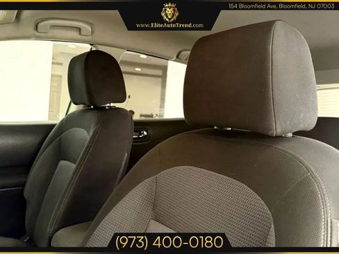 Used 2013 Nissan Rogue SV image 10