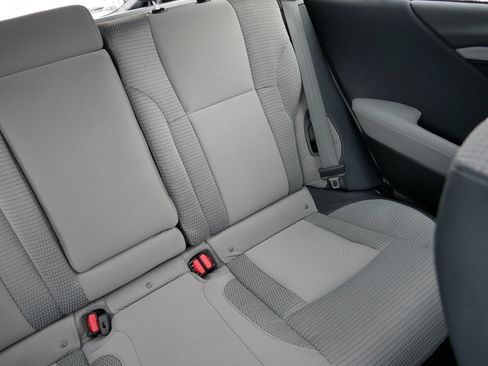 Used 2025 Subaru Outback Premium image 14