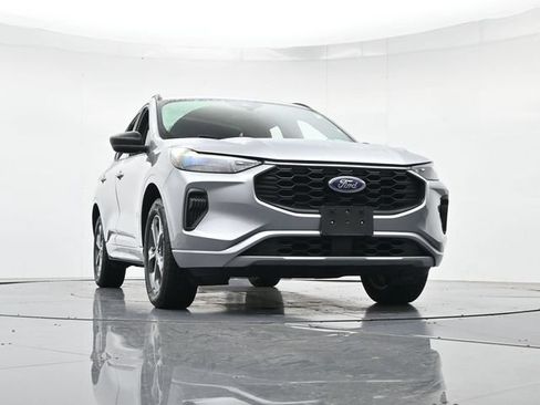 Certified 2024 Ford Escape ST-Line AWD/4WD image 37