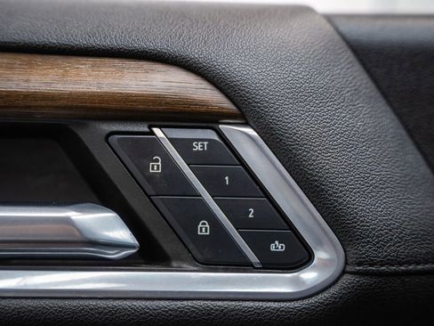 Used 2024 Chevrolet Silverado 1500 High Country w/ Technology Package image 39