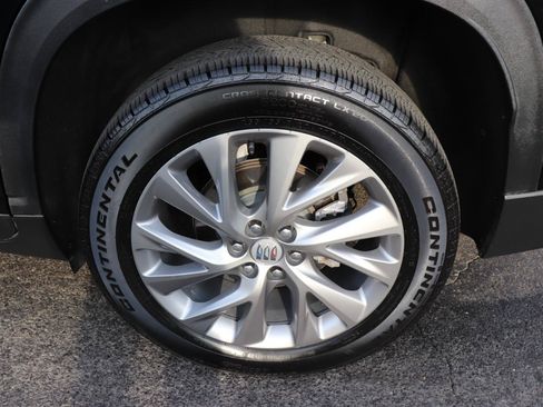 Used 2025 Buick Enclave Preferred AWD/4WD image 63
