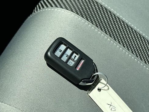Used 2018 Honda Civic EX image 25