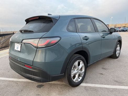 Certified 2025 Honda HR-V LX image 4