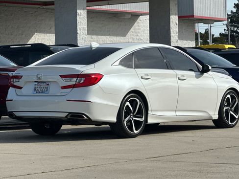 Used 2020 Honda Accord Sport image 3