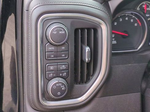 Used 2021 Chevrolet Silverado 1500 RST w/ Z71 Off-Road Package image 16