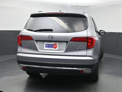 Used 2017 Honda Pilot Elite image 44