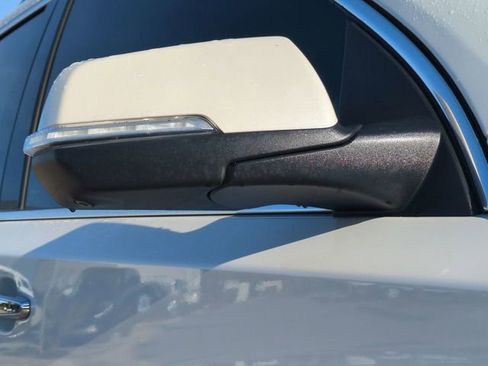 Used 2022 Chevrolet Traverse High Country w/ LPO, 'HIT The Road' Package image 12