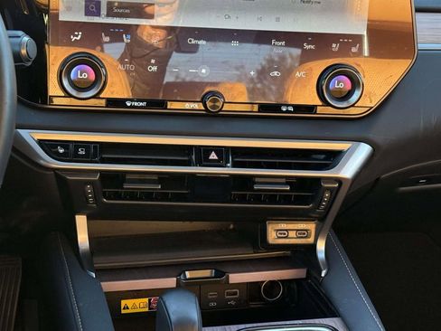 Used 2024 Lexus RX 350 image 20