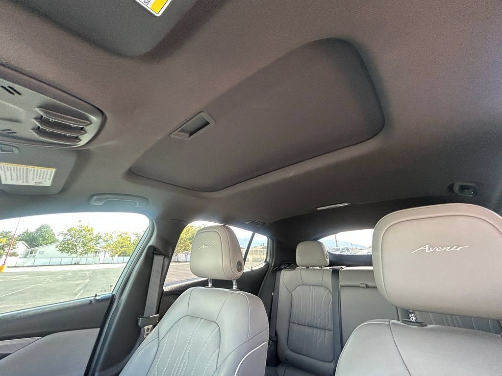 Used 2024 Buick Envista Avenir FWD image 70