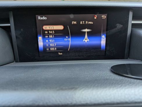 Used 2015 Lexus IS 250 RWD image 14