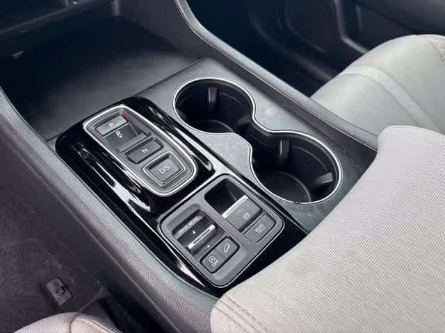 Used 2023 Honda Pilot LX image 18