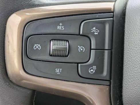 Used 2021 Chevrolet Silverado 1500 High Country w/ Technology Package AWD/4WD image 27