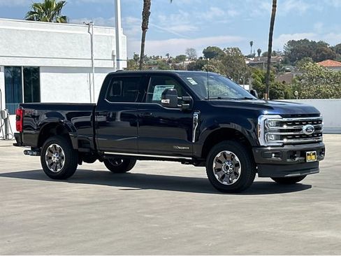 New 2025 Ford F250 King Ranch w/ FX4 Off-Road Package image 3