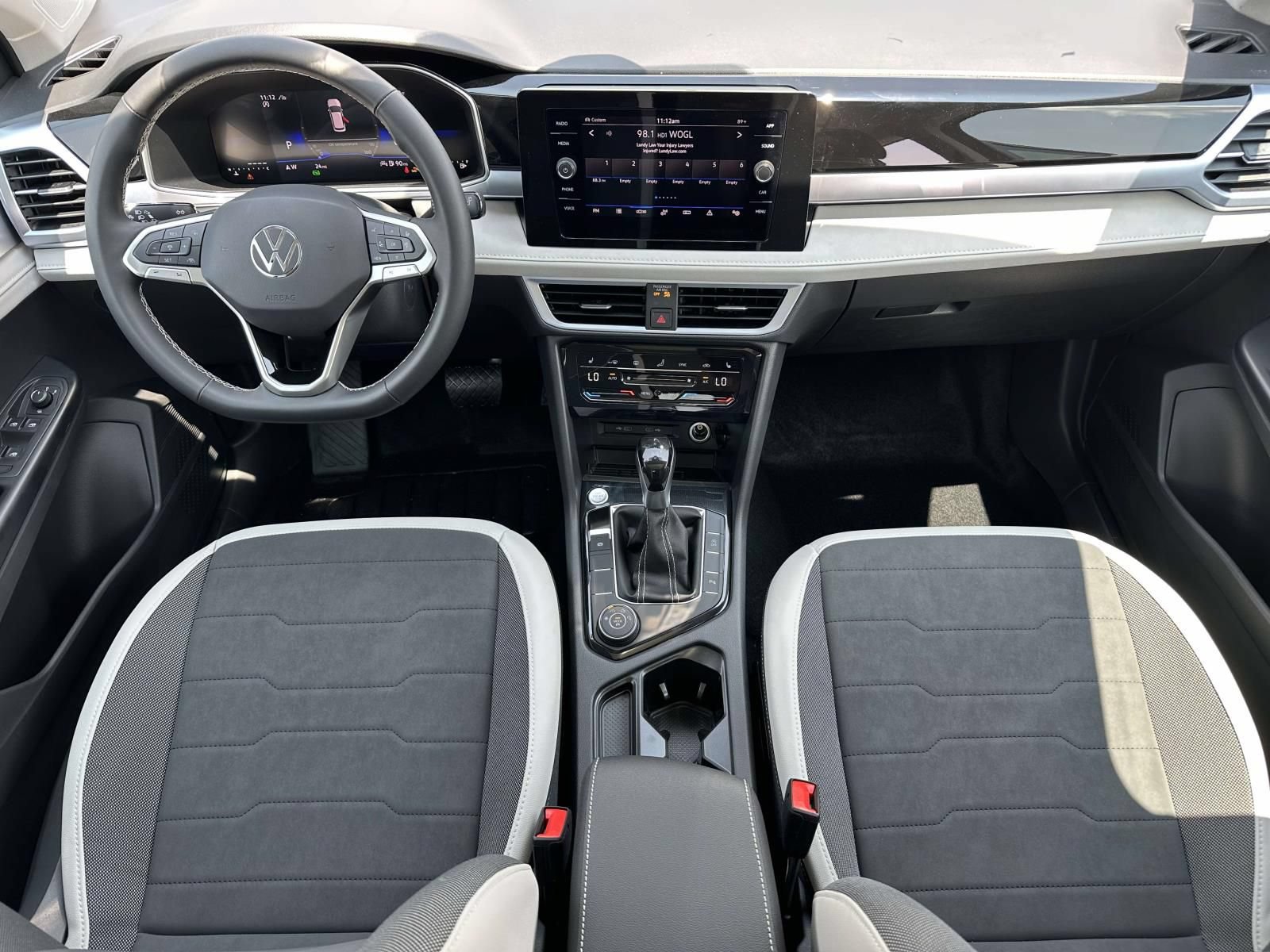 New 2026 Volkswagen Taos SE AWD/4WD image 11