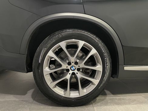 Used 2022 BMW X5 xDrive40i w/ Climate Comfort Package image 10