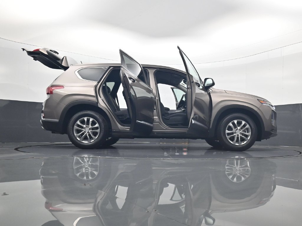 Used 2019 Hyundai Santa Fe SE AWD/4WD image 34