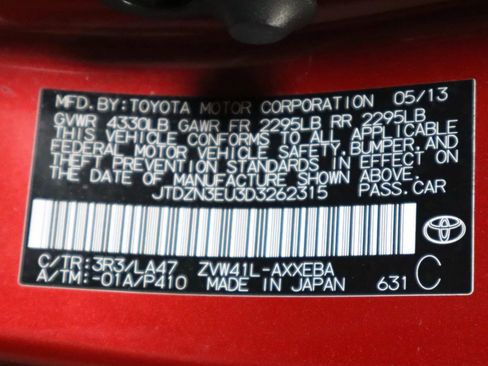 Used 2013 Toyota Prius V Five image 33