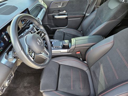 Certified 2023 Mercedes-Benz EQB 300 4MATIC image 14