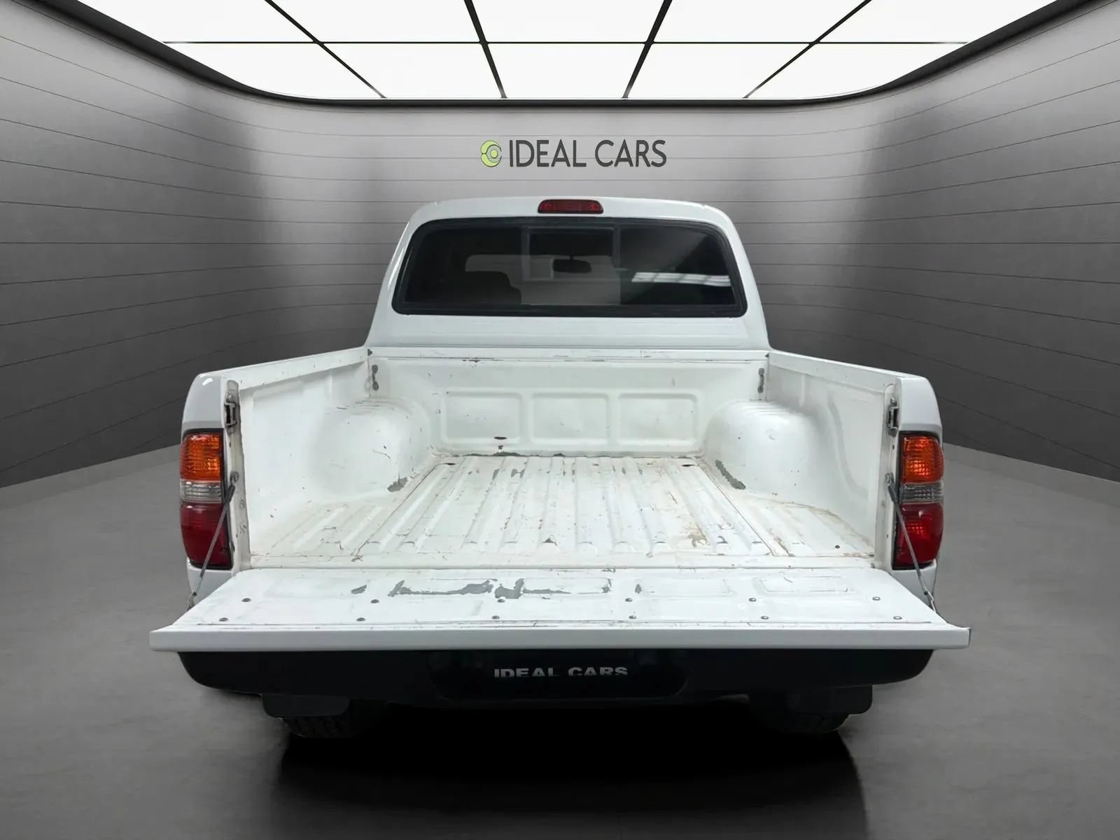 Used 2004 Toyota Tacoma PreRunner RWD image 9