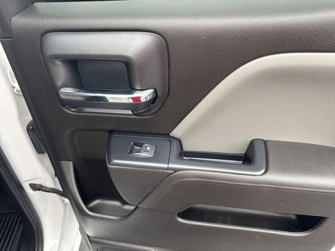 Used 2018 Chevrolet Silverado 1500 Custom w/ Custom Value Package image 42