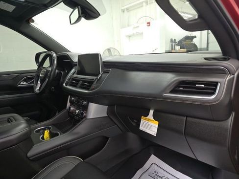 Certified 2022 GMC Yukon XL SLT w/ SLT Luxury Package image 29