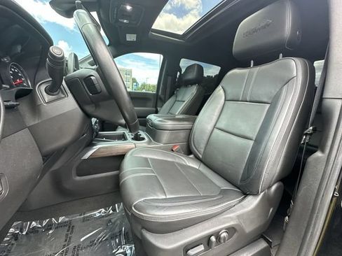Used 2022 Chevrolet Silverado 1500 High Country w/ Technology Package AWD/4WD image 20