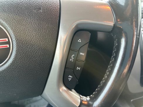 Used 2011 GMC Sierra 1500 SLT image 18