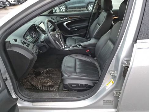 Used 2015 Buick Regal image 10