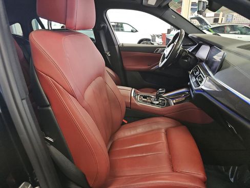 Used 2021 BMW X6 M50i w/ Executive Package AWD/4WD image 9