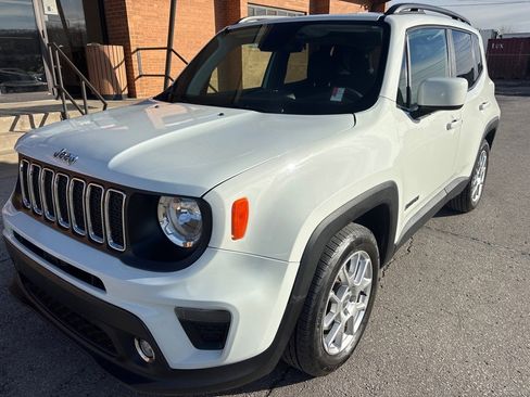 Used 2020 Jeep Renegade Latitude image 2