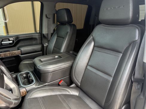 Used 2021 GMC Sierra 2500 Denali w/ Denali Ultimate Package AWD/4WD image 14