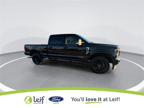 Used 2022 Ford F250 XLT w/ Black Appearance Package image 13