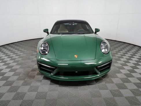 Certified 2024 Porsche 911 Carrera S RWD image 34
