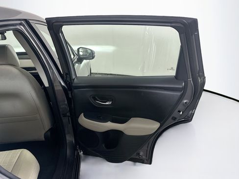 Used 2025 Honda HR-V LX image 28