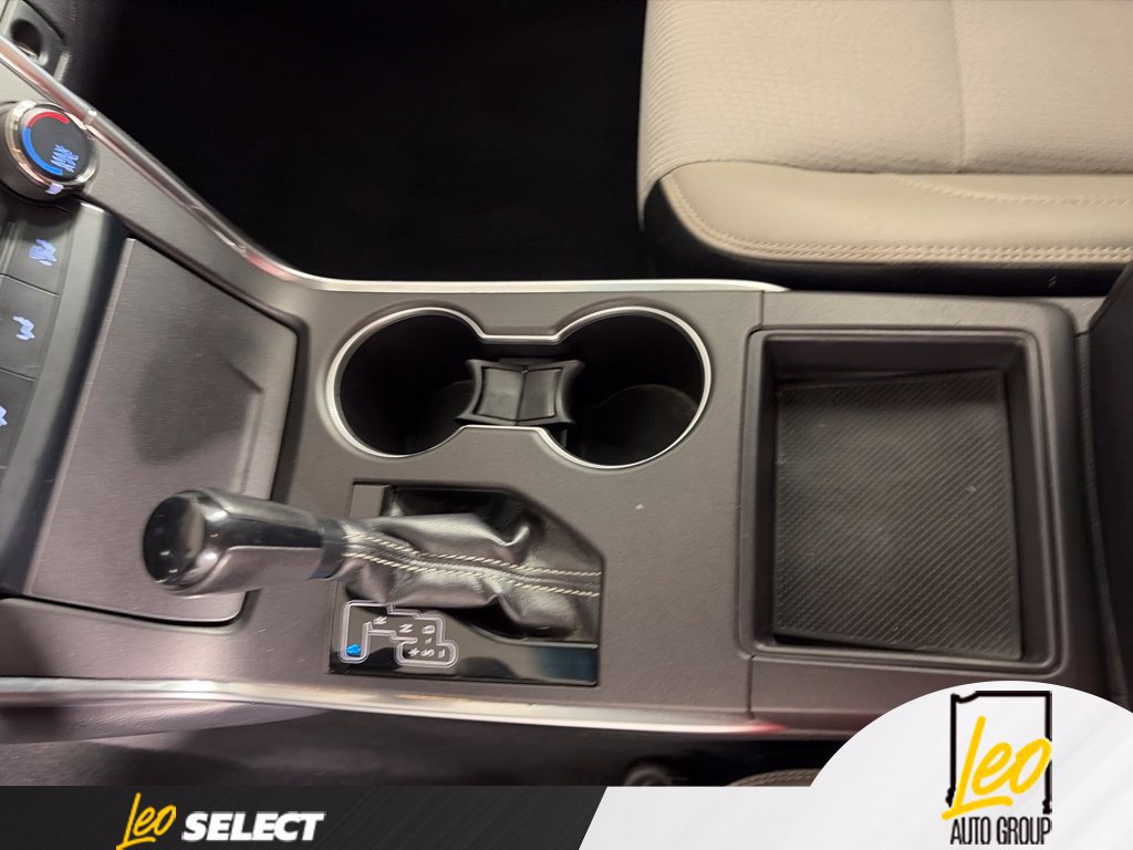 Used 2017 Toyota Camry SE FWD image 18