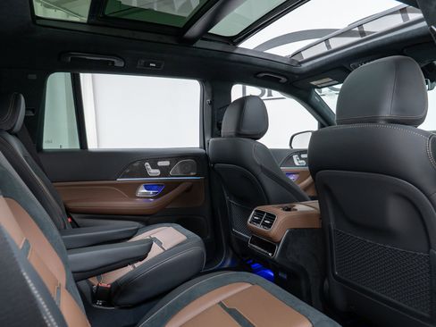 New 2026 Mercedes-Benz GLS 63 AMG 4MATIC image 25