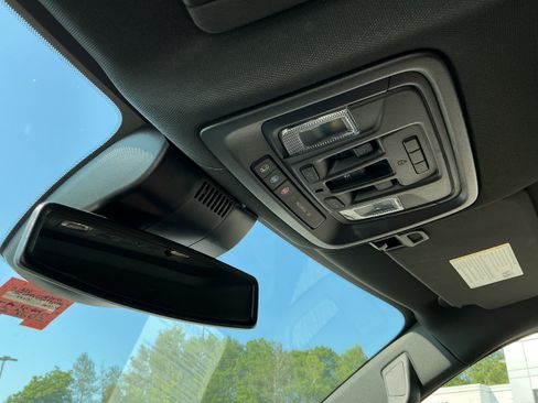 Certified 2024 Chevrolet Silverado 1500 High Country w/ Z71 Off-Road Package AWD/4WD image 11