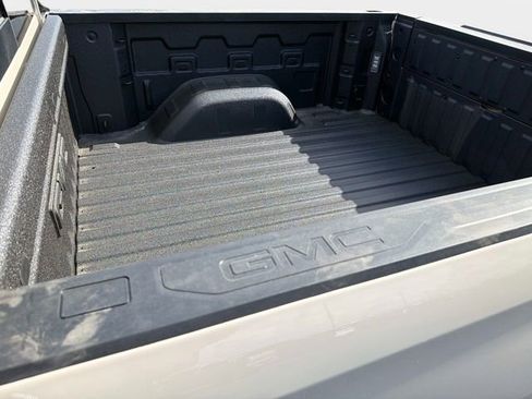 New 2026 GMC Sierra 1500 Denali w/ Denali Reserve Package AWD/4WD image 11