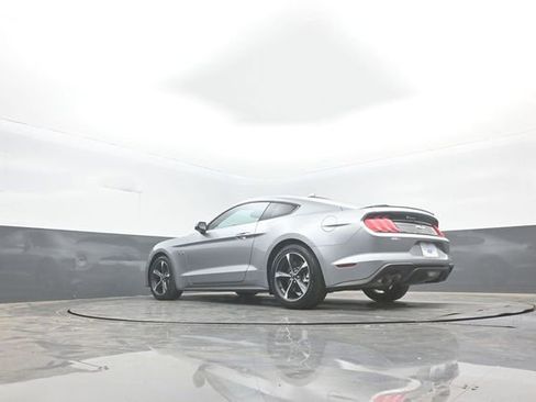 Used 2023 Ford Mustang GT RWD image 31